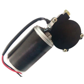 العاصمة دودة العتاد المحرك 12V / 24 فولت المغناطيس الدائم الصناعية لبكرة يندر عزم دوران عالية